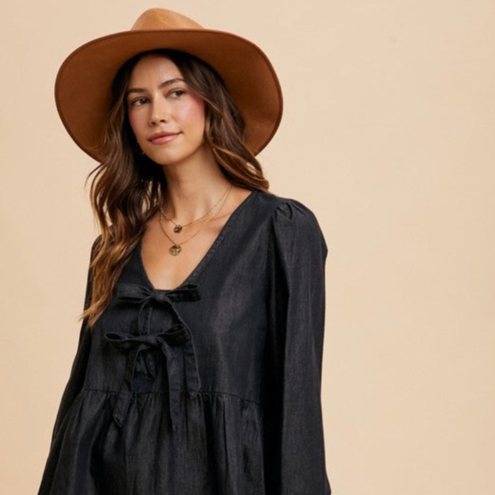 Front tie Peplum Long Sleeve Denim Top